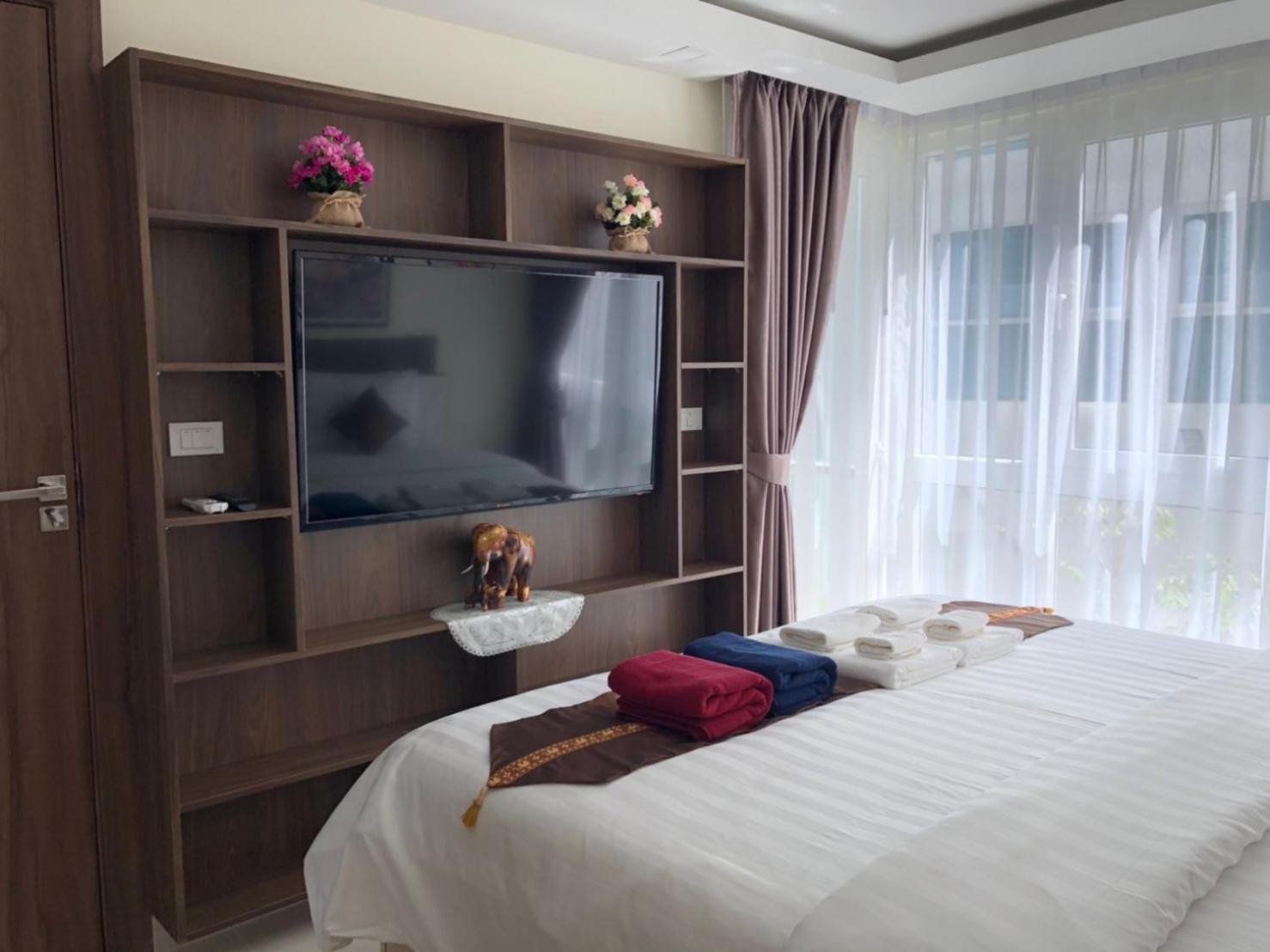 Luxury Business Suits In Grand Avenue By Pattaya City Estates Buitenkant foto