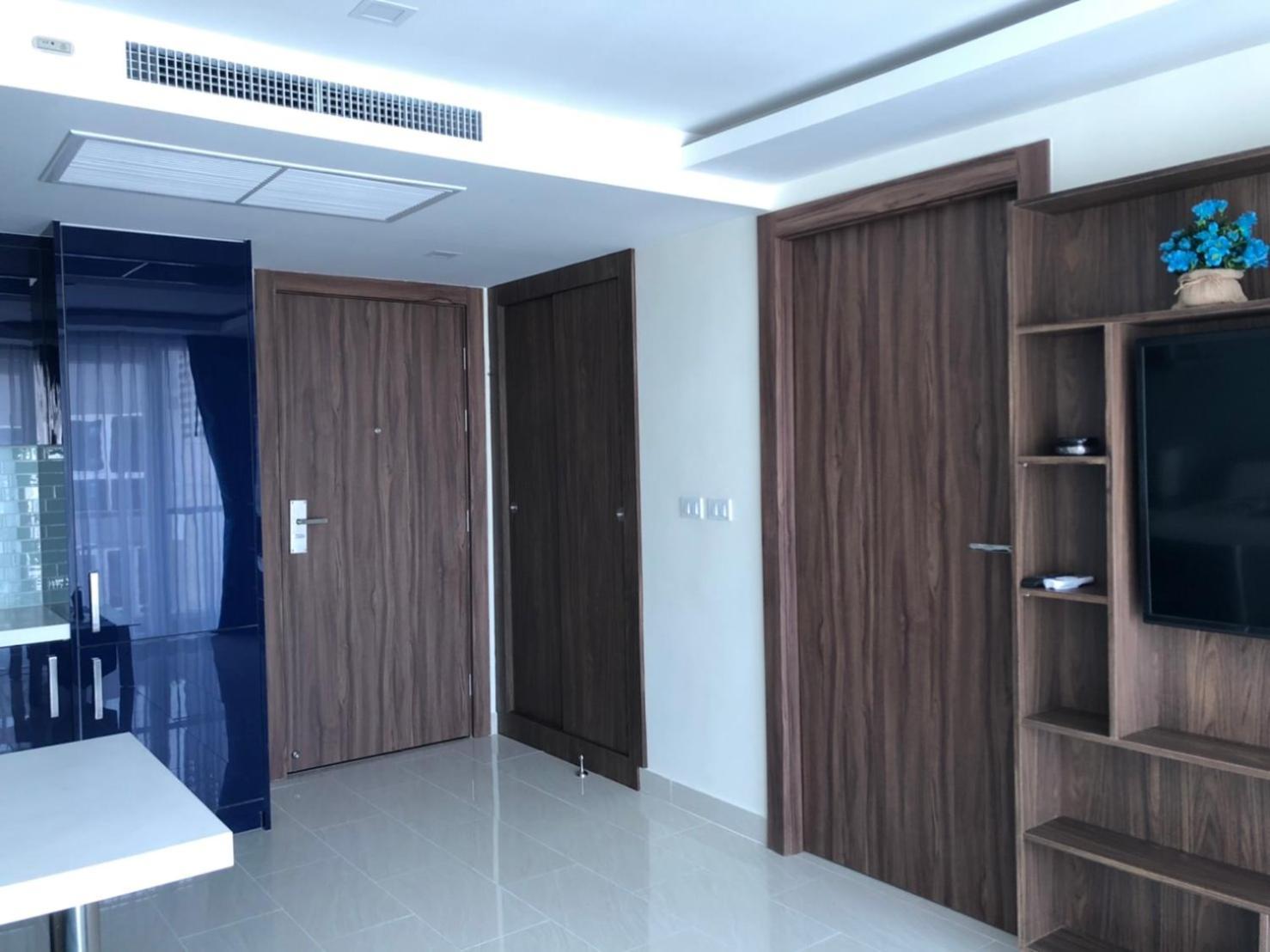 Luxury Business Suits In Grand Avenue By Pattaya City Estates Buitenkant foto